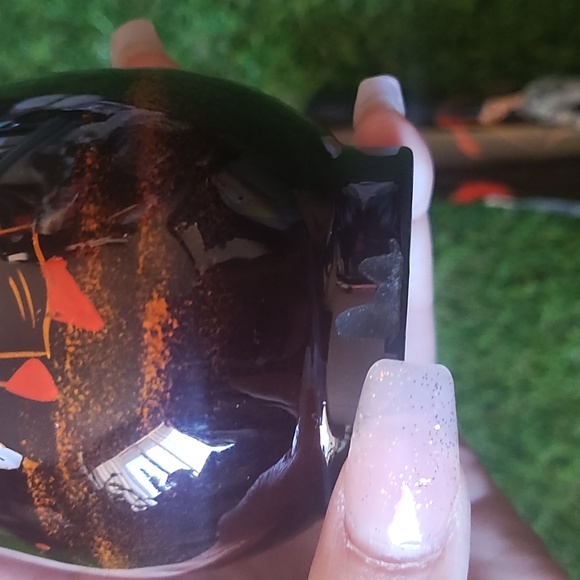 Vases - Picture 3 of 5